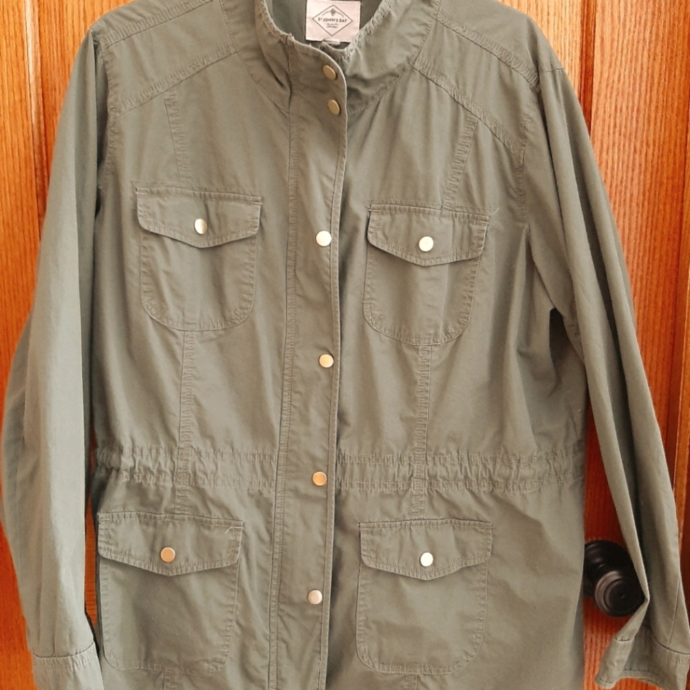 Lightweight Jacket - Picture 5 of 5